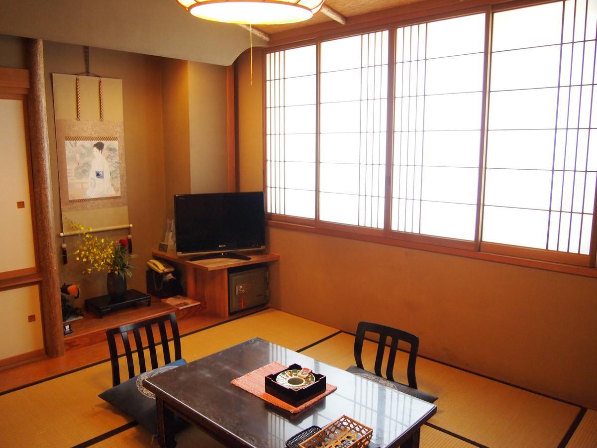 Chuo Hotel Chikuma Exterior photo