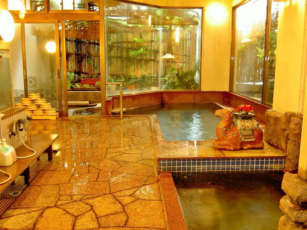 Chuo Hotel Chikuma Exterior photo
